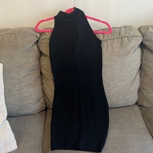 Bodycon ribbed dress with zipper detail on the back